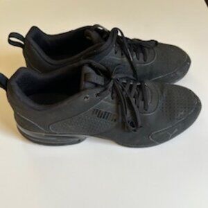Men's Puma Sneakers - size 10